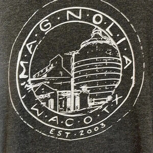 MAGNOLIA HOME Chip & Joanna Gaines Waco Texas Est 2003 Unisex T-Shirt MED